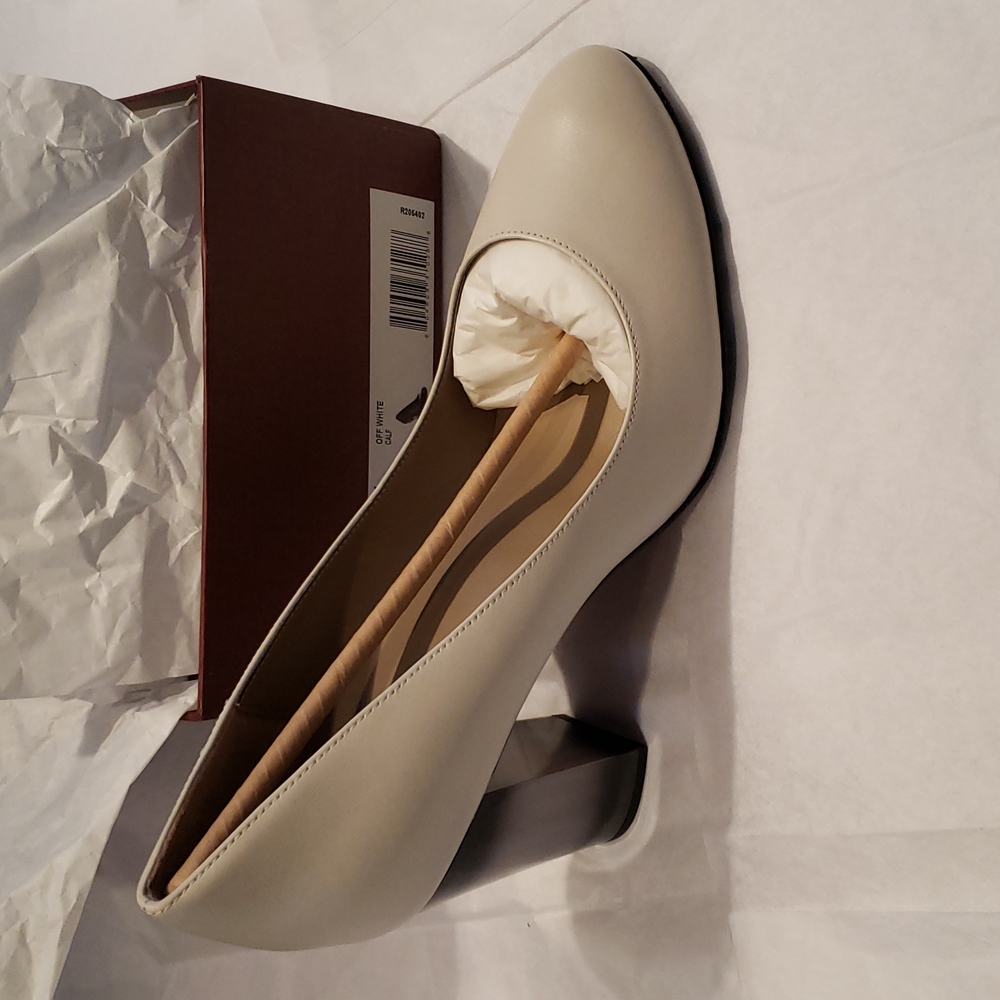 Donald Pliner NEW Pumps Ombre Block Heel Shoes Leather Off-White Women's - Picture 12 of 13
